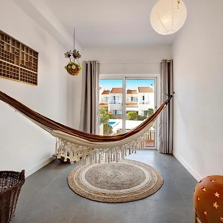Casa Larimar *