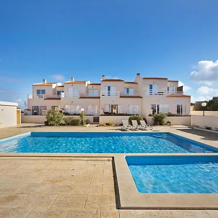 Casa Larimar